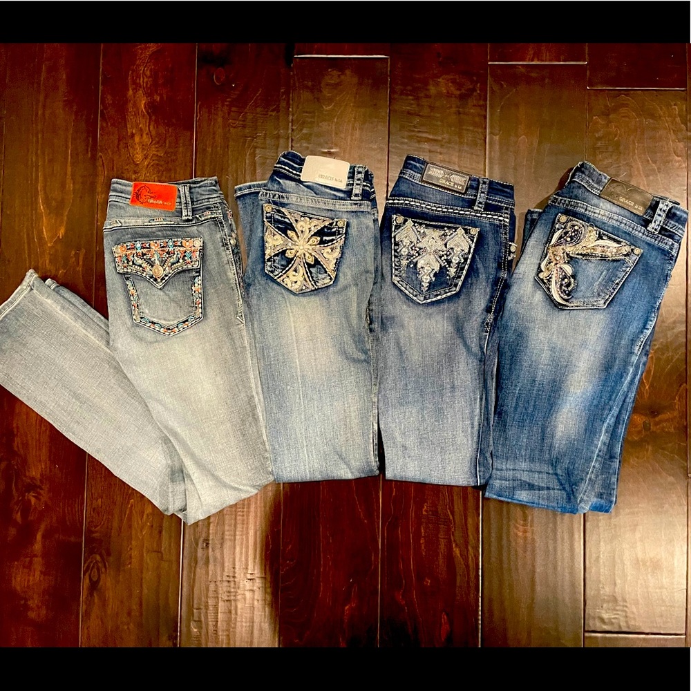 Lot 4 pairs women’s Grace in LA jeans